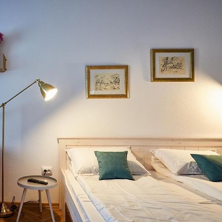 City Escape Apartments Brassó Kültér fotó